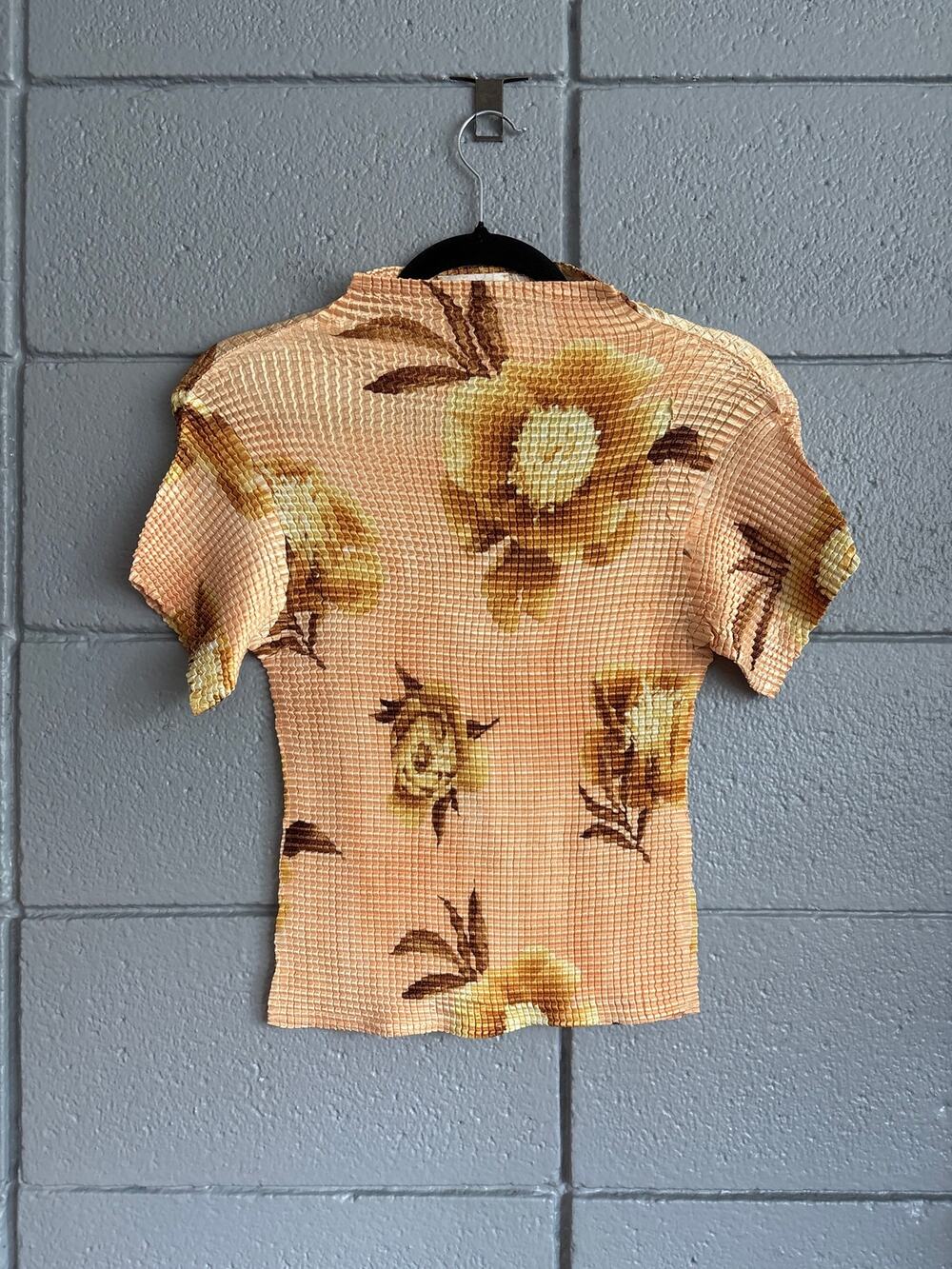 Vintage Y2K Cache Butter Yellow Popcorn Crinkle Top size S 90s